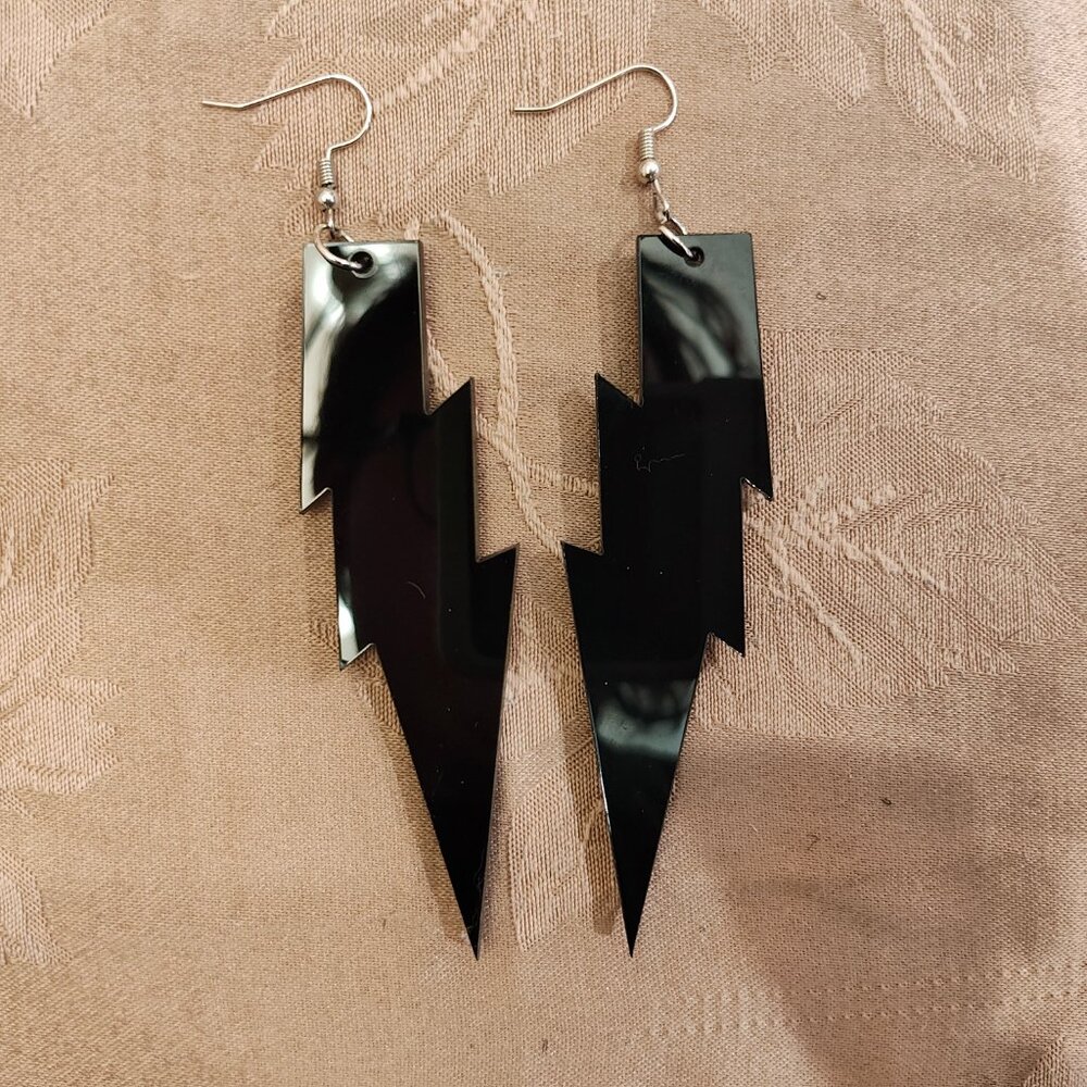 Just Follow Retro Lightening Bolt Earrings, Excellent Used Condition! (EUC) - Picture 2 of 3